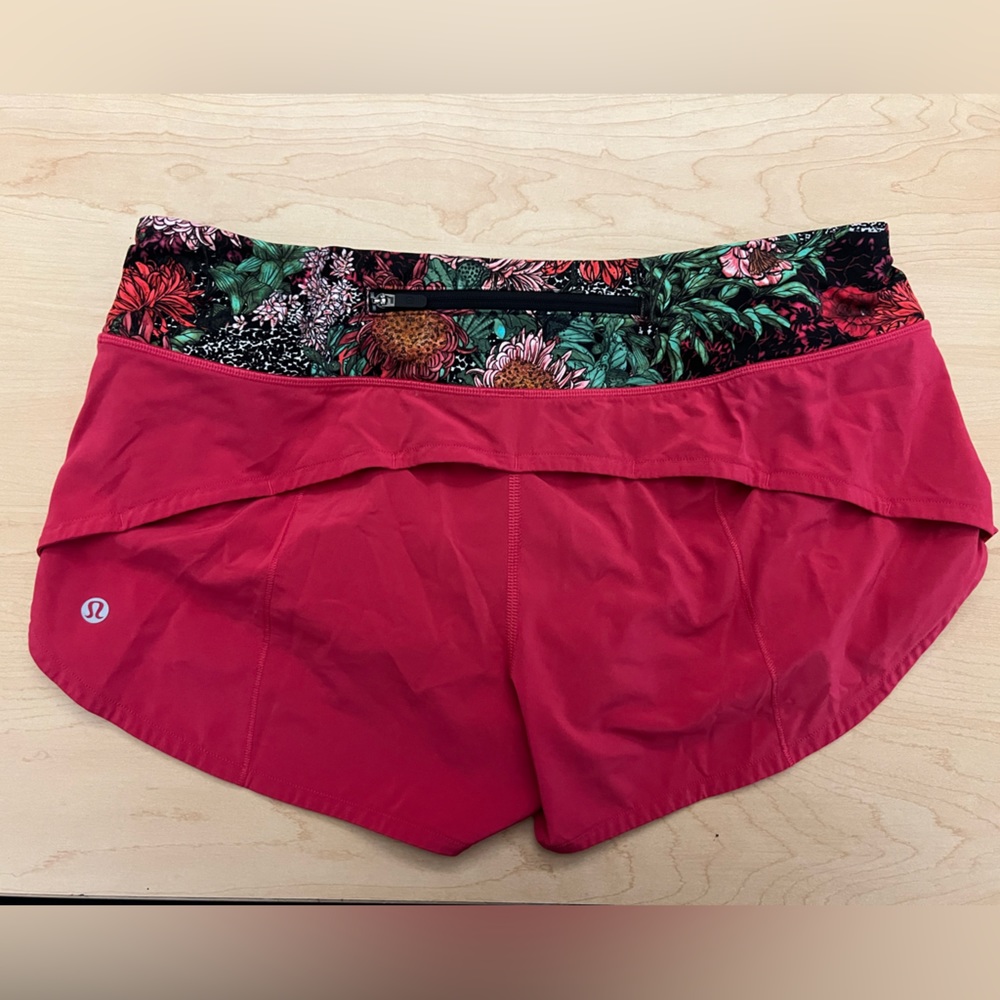 lululemon short size 8